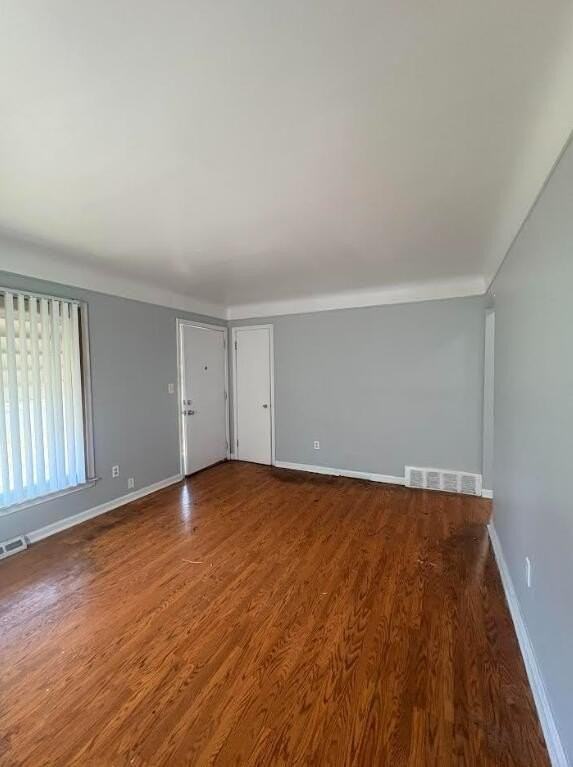 19961 Pinehurst St - Photo 3 of 5