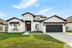 featured image of 7606 Waverly Dr