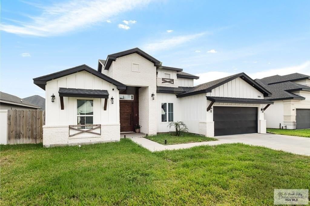 7606 Waverly Dr - Photo 2 of 26