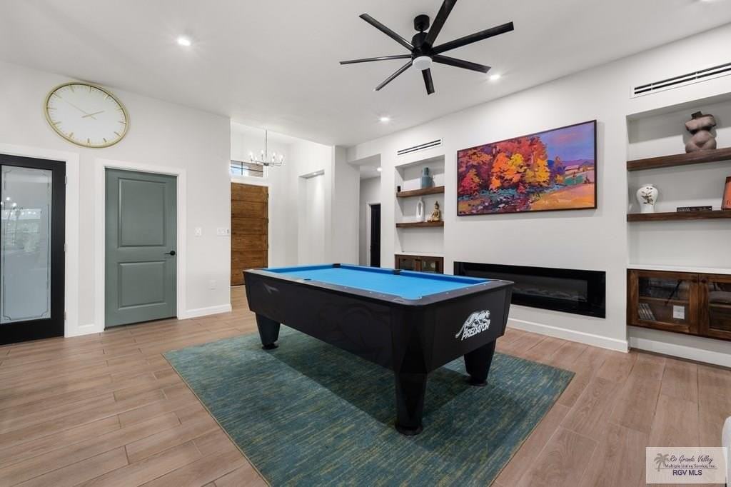 7606 Waverly Dr - Photo 3 of 26