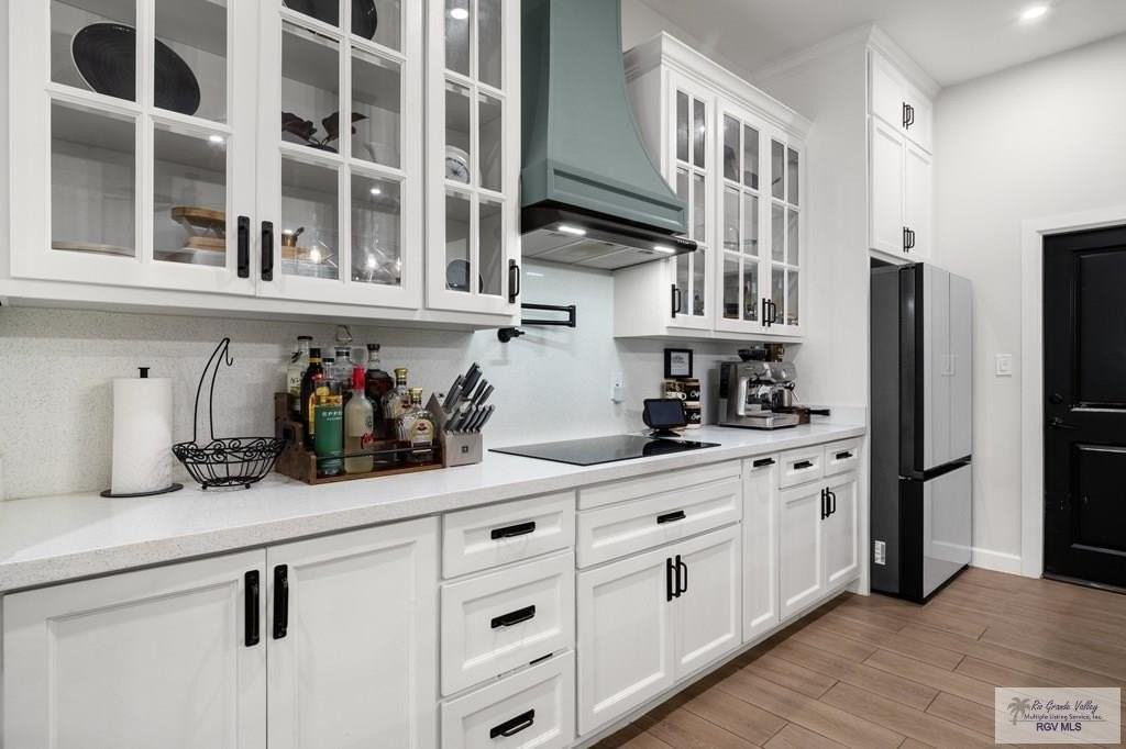 7606 Waverly Dr - Photo 7 of 26