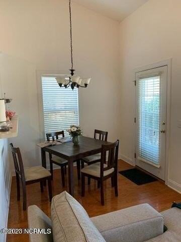 521 Azalea Dr - Photo 4 of 6