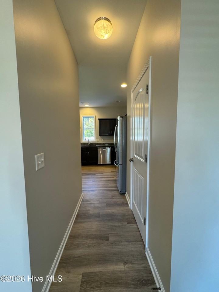 119 Cornel Ln - Photo 6 of 40