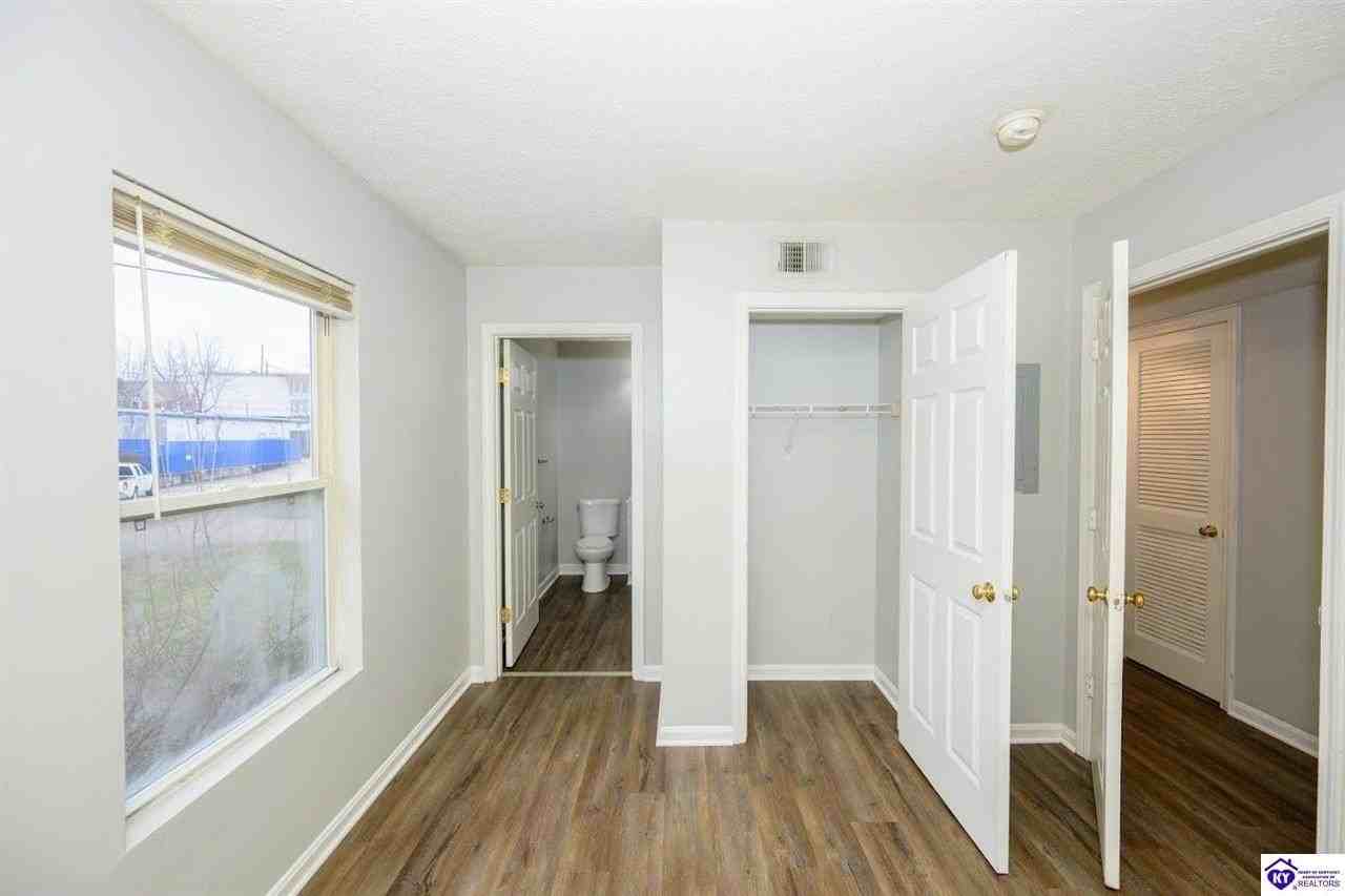 621 Stewart St #108 - Photo 7 of 16