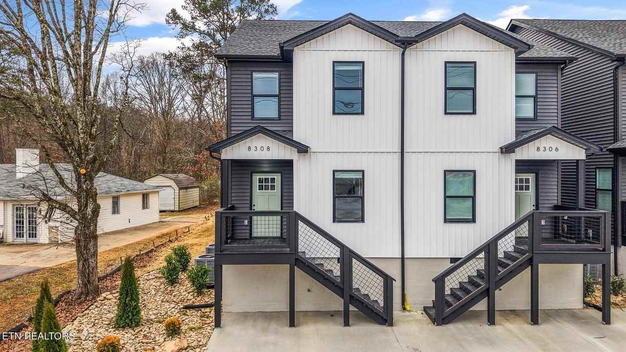 8308 Lobelia Ln - Photo 3 of 18