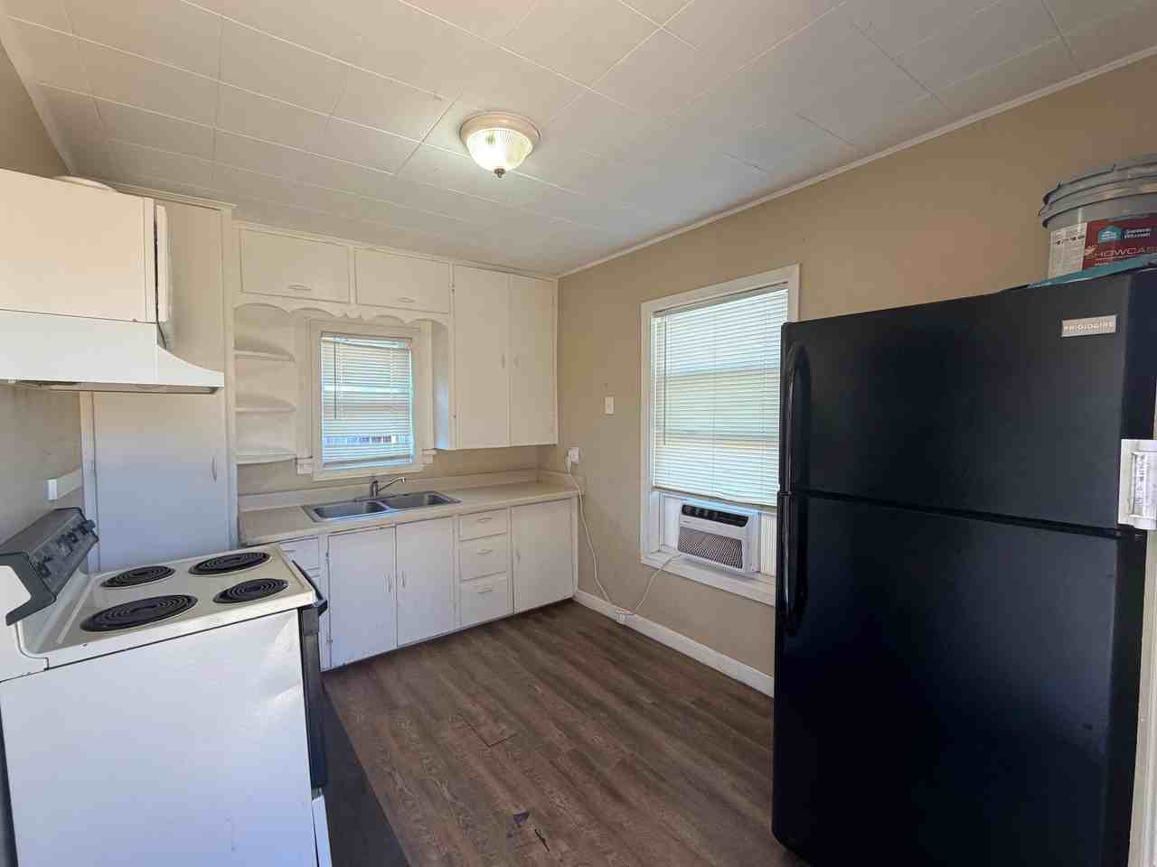 2220 20th St Unit Rear #REAR - Photo 3 of 5