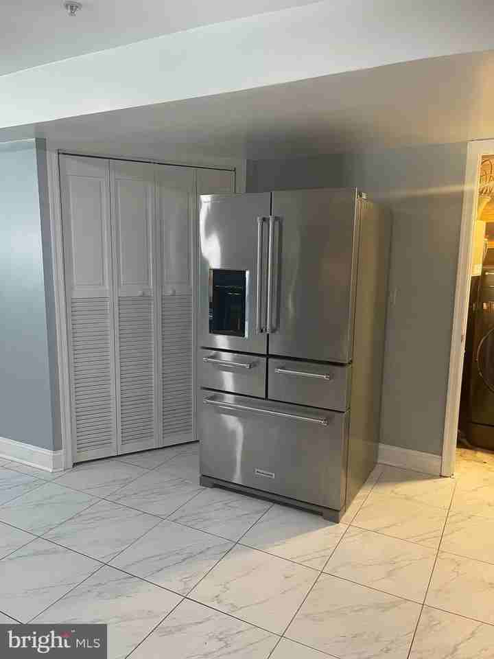 12009 Gordon Ave - Photo 7 of 15