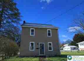 221 Oak St - Photo 1 of 1