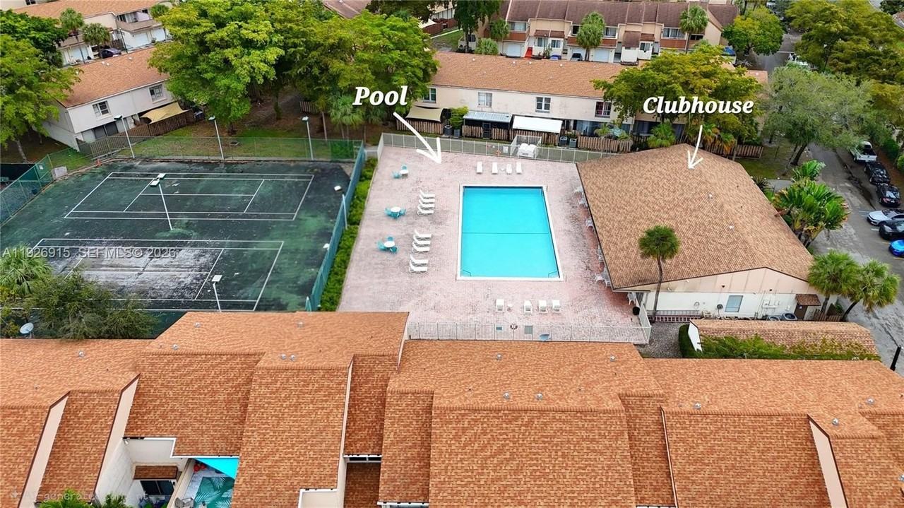 8209 Nw 8th St #1 - Photo 4 of 6