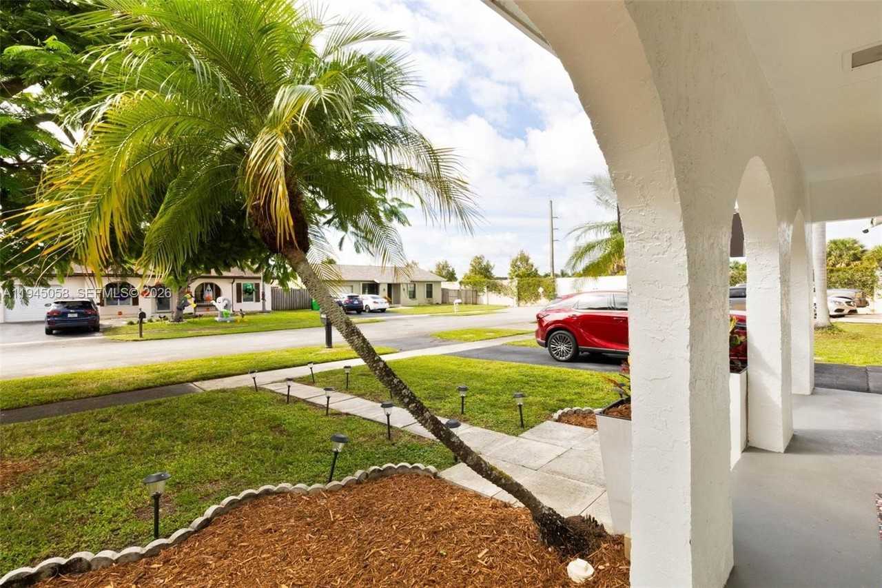 11145 Nw 27th St #NA - Photo 2 of 20