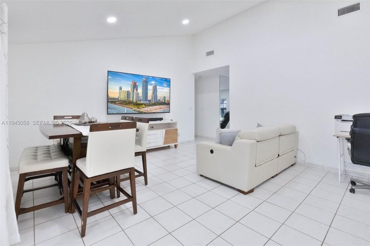 11145 Nw 27th St #NA - Photo 5 of 20