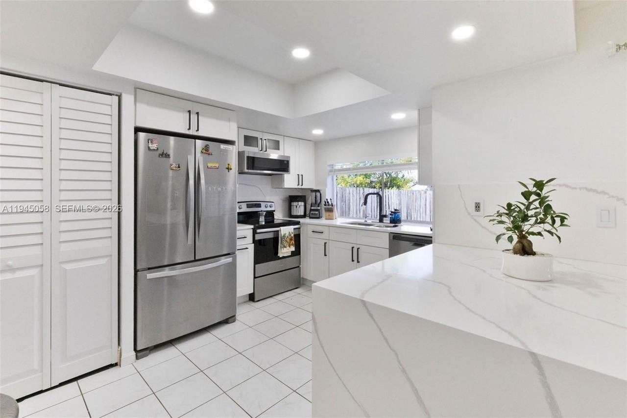 11145 Nw 27th St #NA - Photo 7 of 20