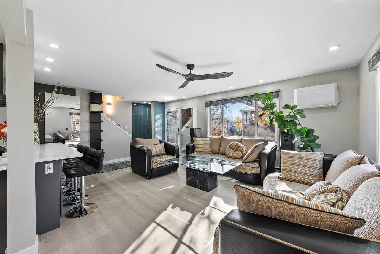 N20W5343 Pierce Ct - Photo 2 of 25