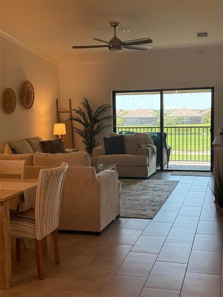 5711 Palmer Cir #205 - Photo 2 of 11