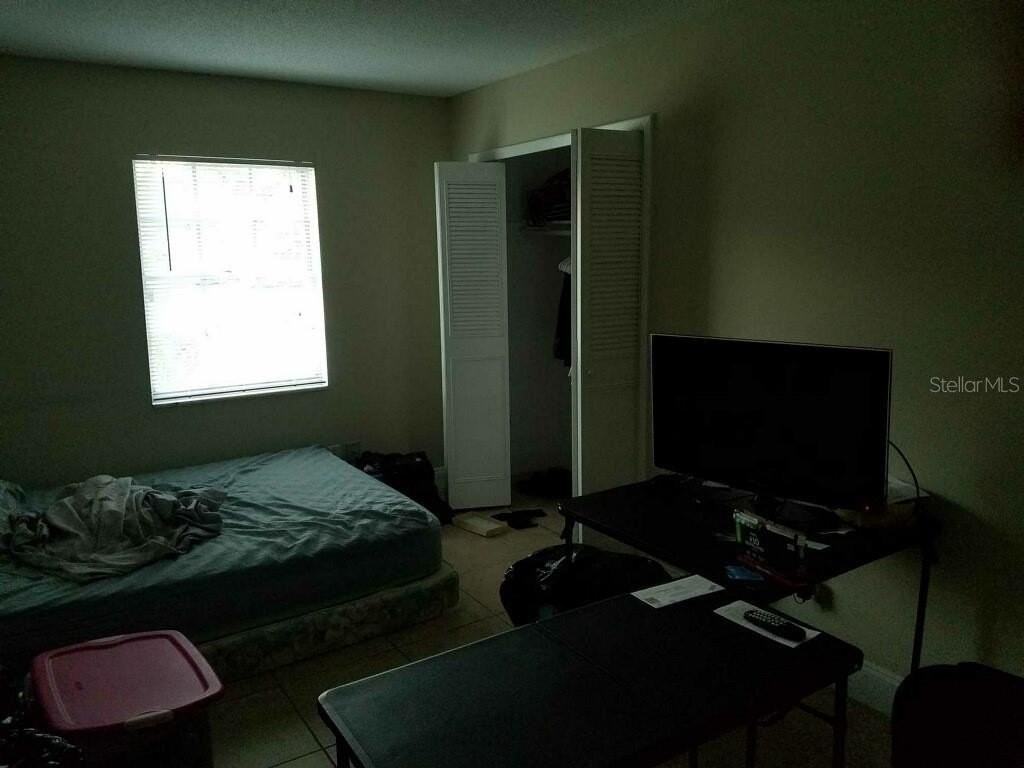 1005 Lancelot Way - Photo 7 of 15