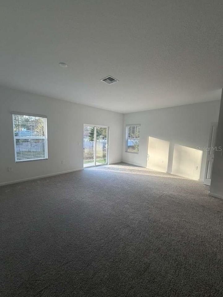 5458 Nw 22nd Dr - Photo 4 of 17