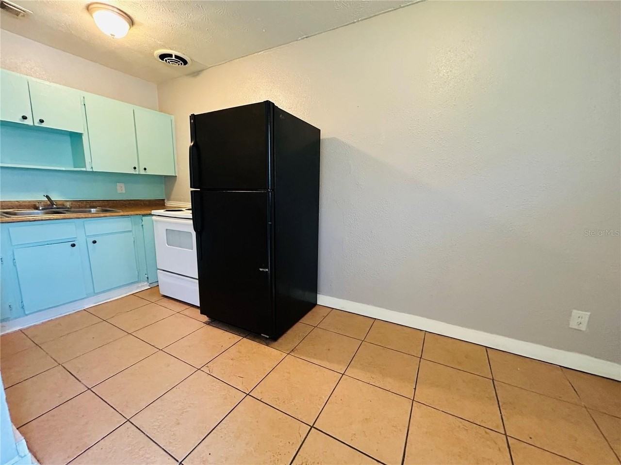 4632 Ken Knight Dr N - Photo 6 of 8