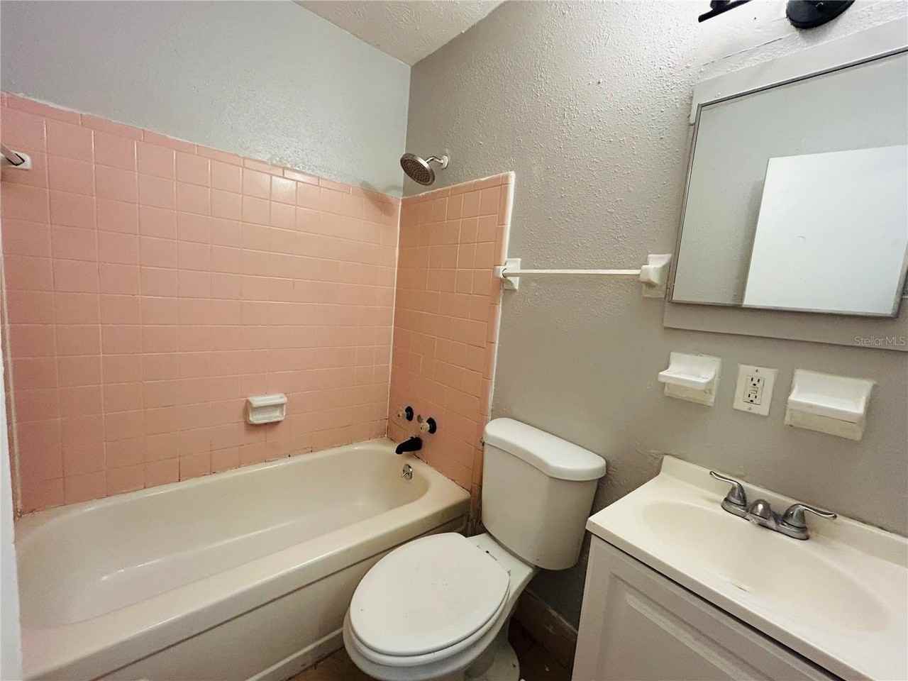 4632 Ken Knight Dr N - Photo 7 of 8