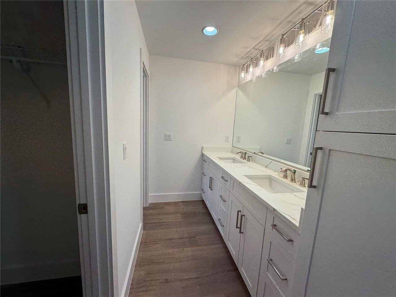 8355 Nw 2nd St - Photo 7 of 10