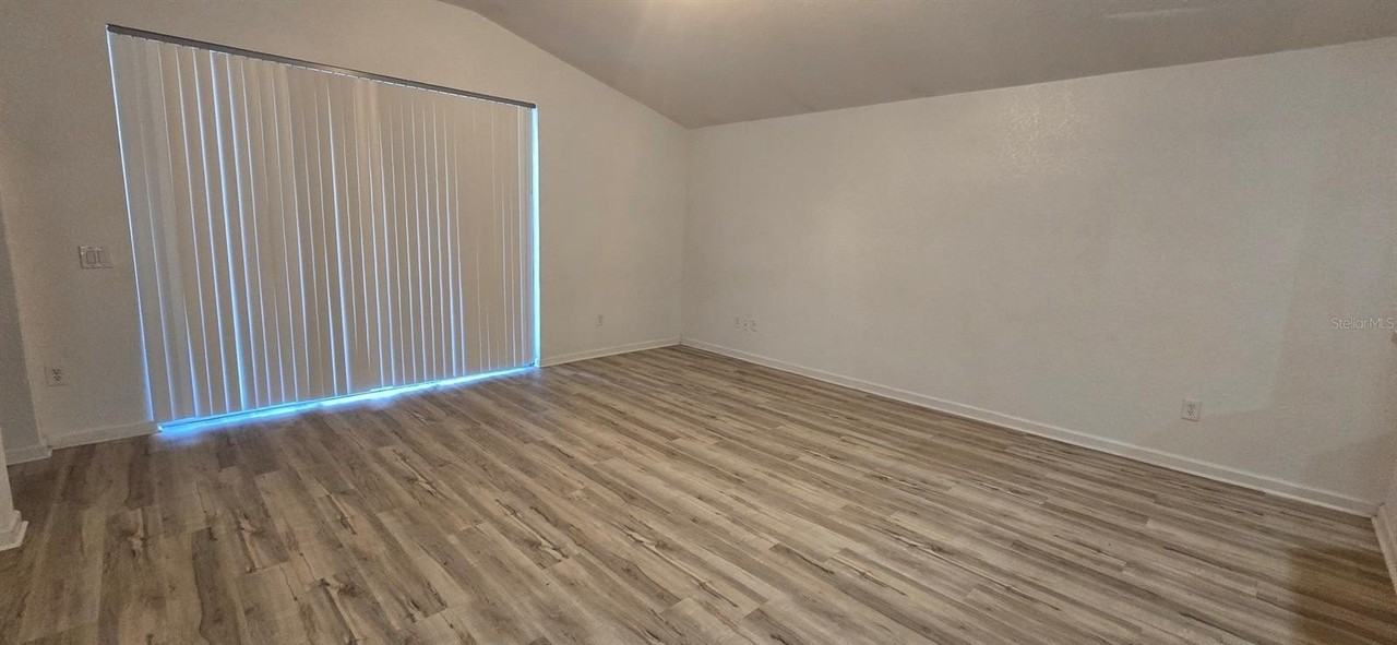 4126 Sw 51st Ct - Photo 3 of 15