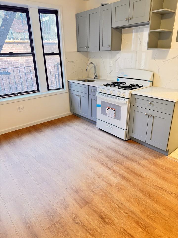 42-14 Union Street #3C - Photo 2 of 7