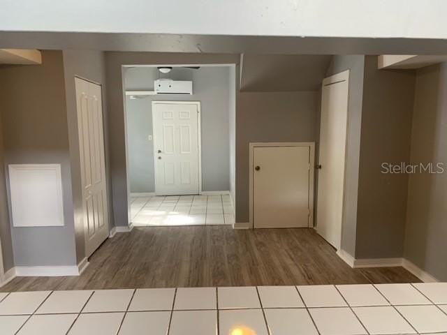 1907 N Morgan St - Photo 4 of 14