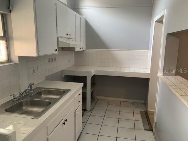 1907 N Morgan St - Photo 5 of 14