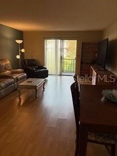 708 Oakgrove Dr #233 - Photo 7 of 10