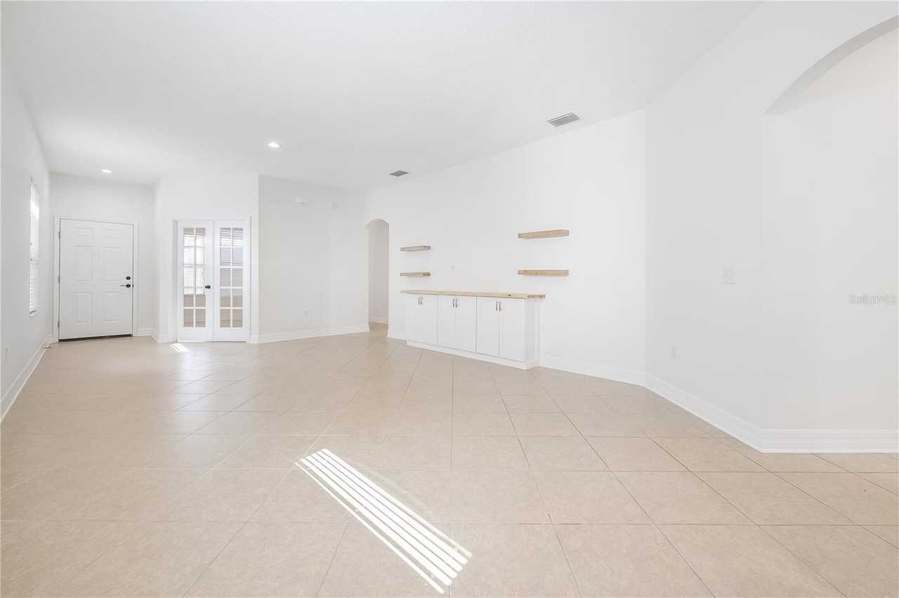 7843 Tuscany Woods Dr - Photo 4 of 31