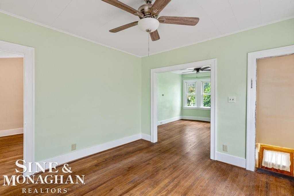 1415 Maryland St - Photo 5 of 16