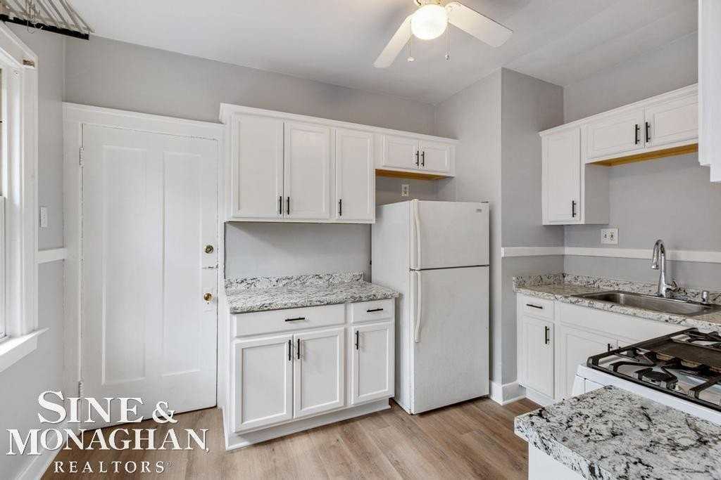 1415 Maryland St - Photo 6 of 16