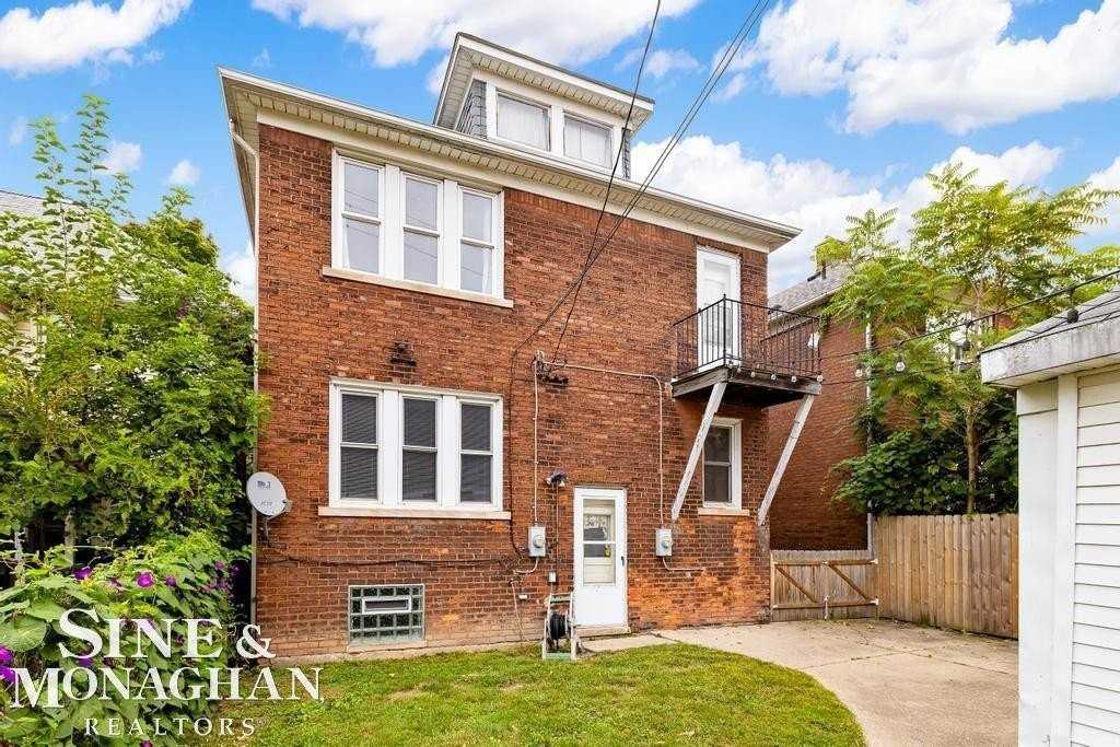 1415 Maryland St - Photo 4 of 6