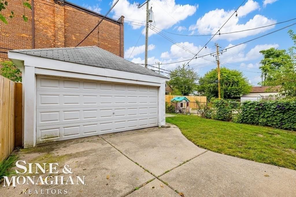 1415 Maryland St - Photo 5 of 6