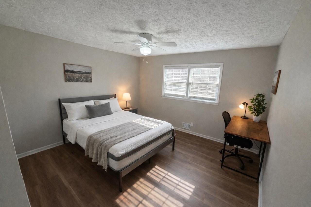 Woodfen Dr - Photo 4 of 6