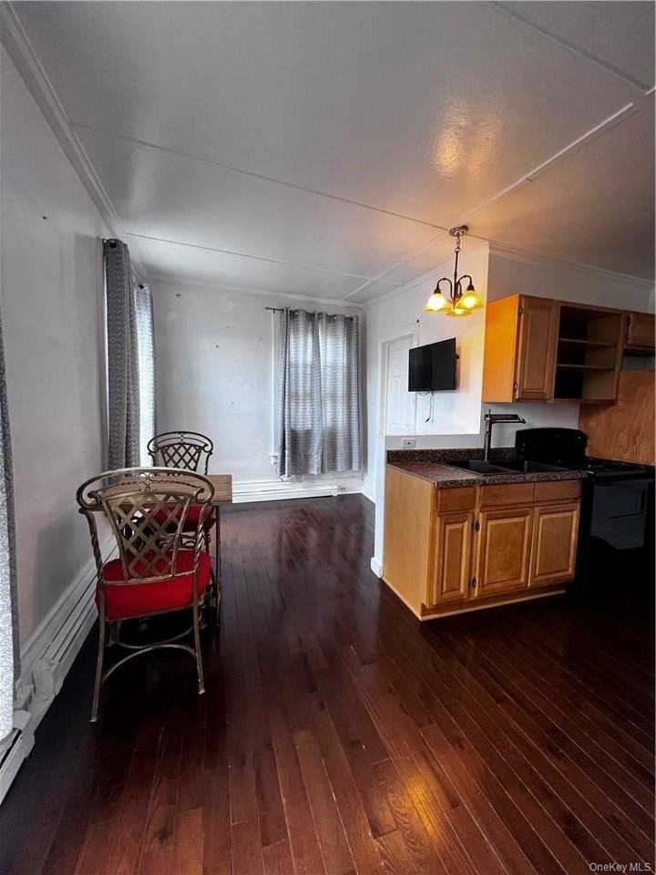 155 Main St Unit 7 #7 - Photo 4 of 7