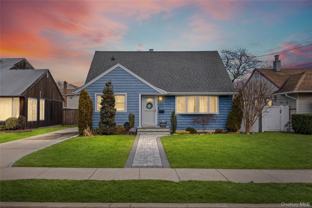 3285 Neptune Ave - Photo 1 of 1