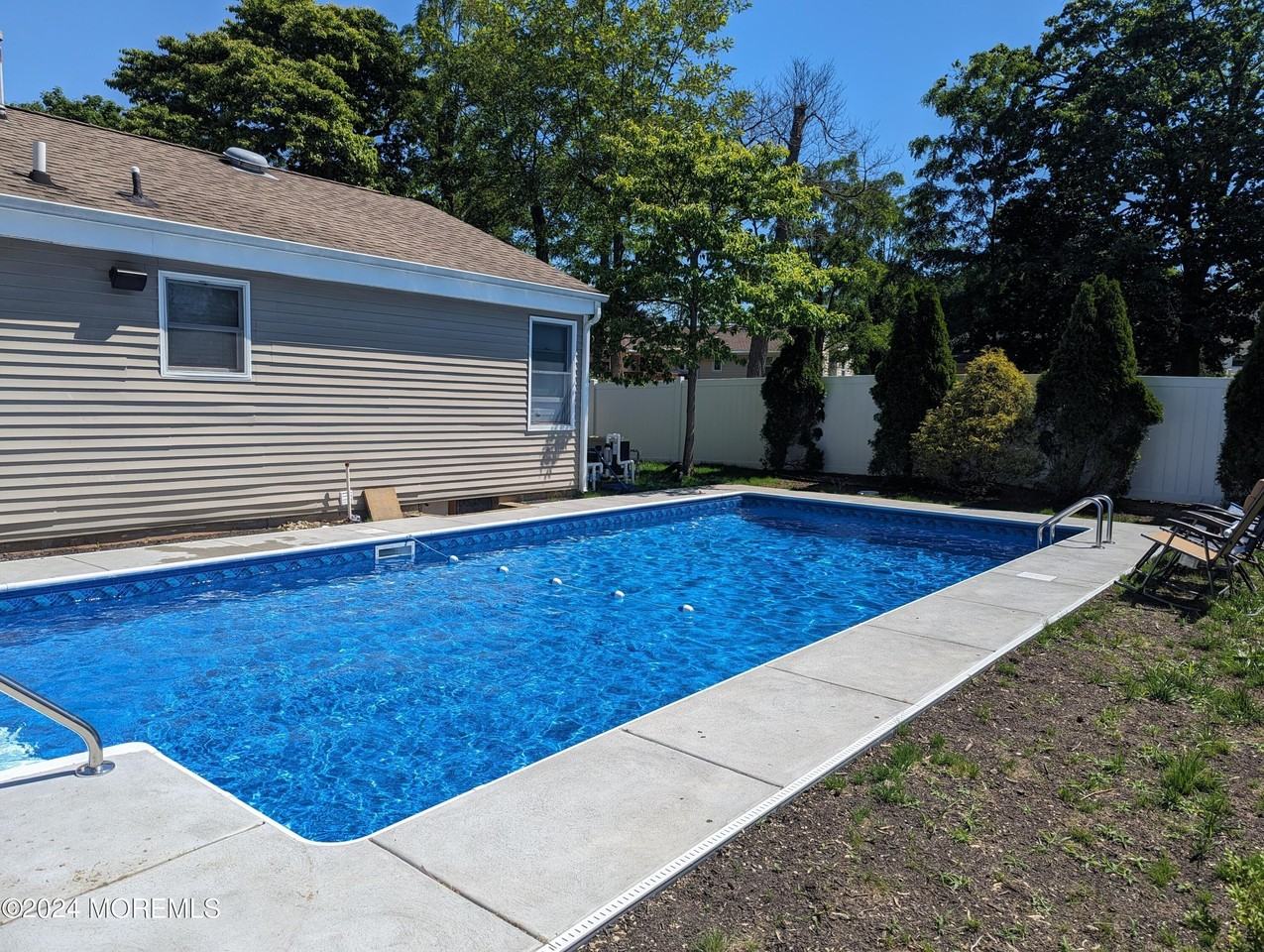 1 Half Robin Drive - Photo 2 of 26