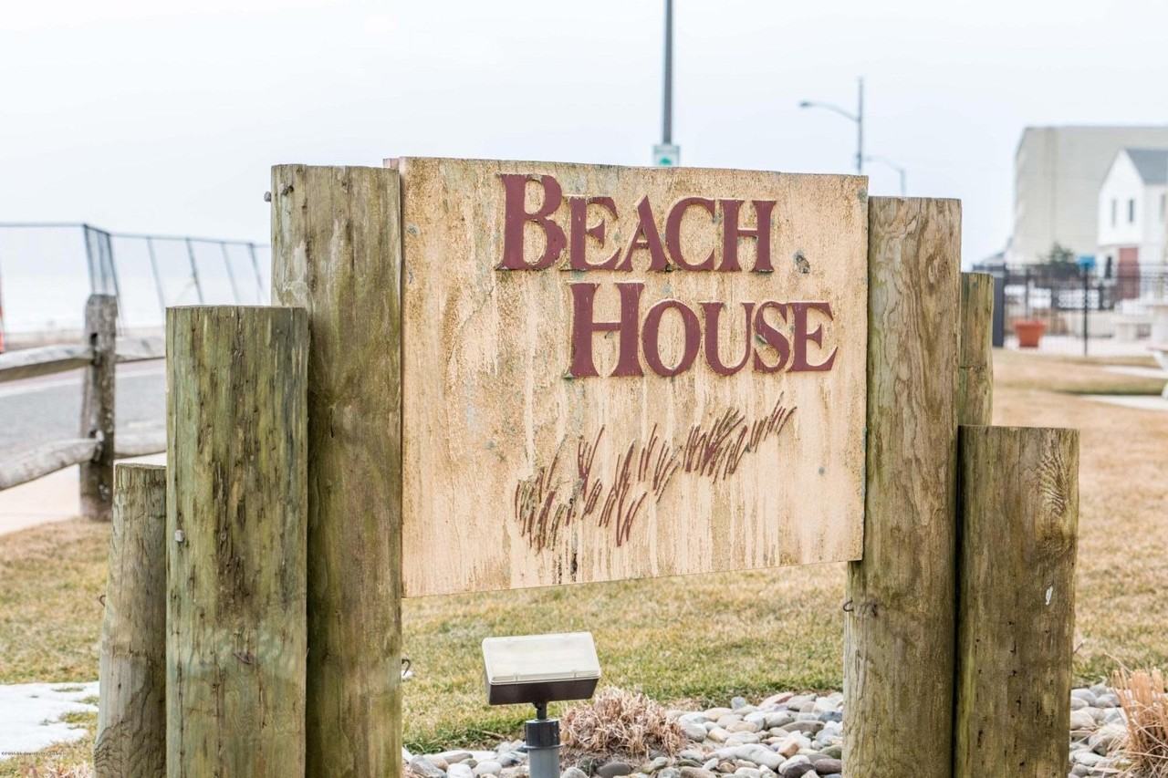 448 Ocean Ave Apt 14b #14B - Photo 3 of 15