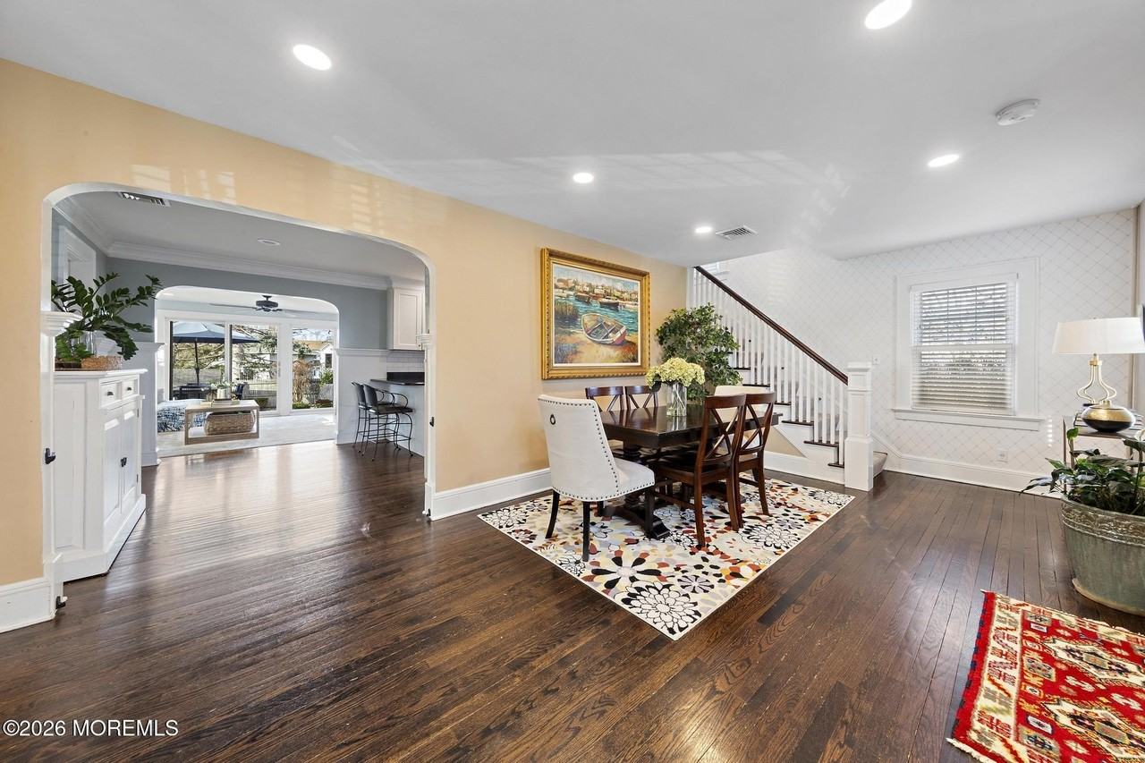 49 Jackson St - Photo 5 of 42