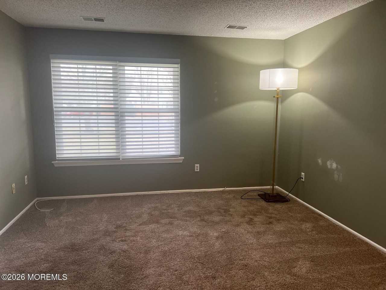 9 Des Moines Ct - Photo 7 of 9