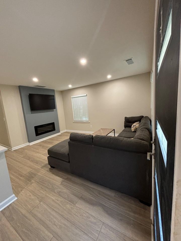 Franklin Rd - Photo 4 of 10