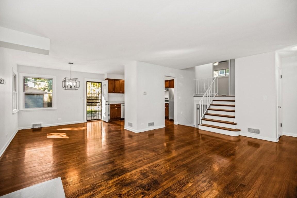 1808 Laurel Ave - Photo 3 of 15