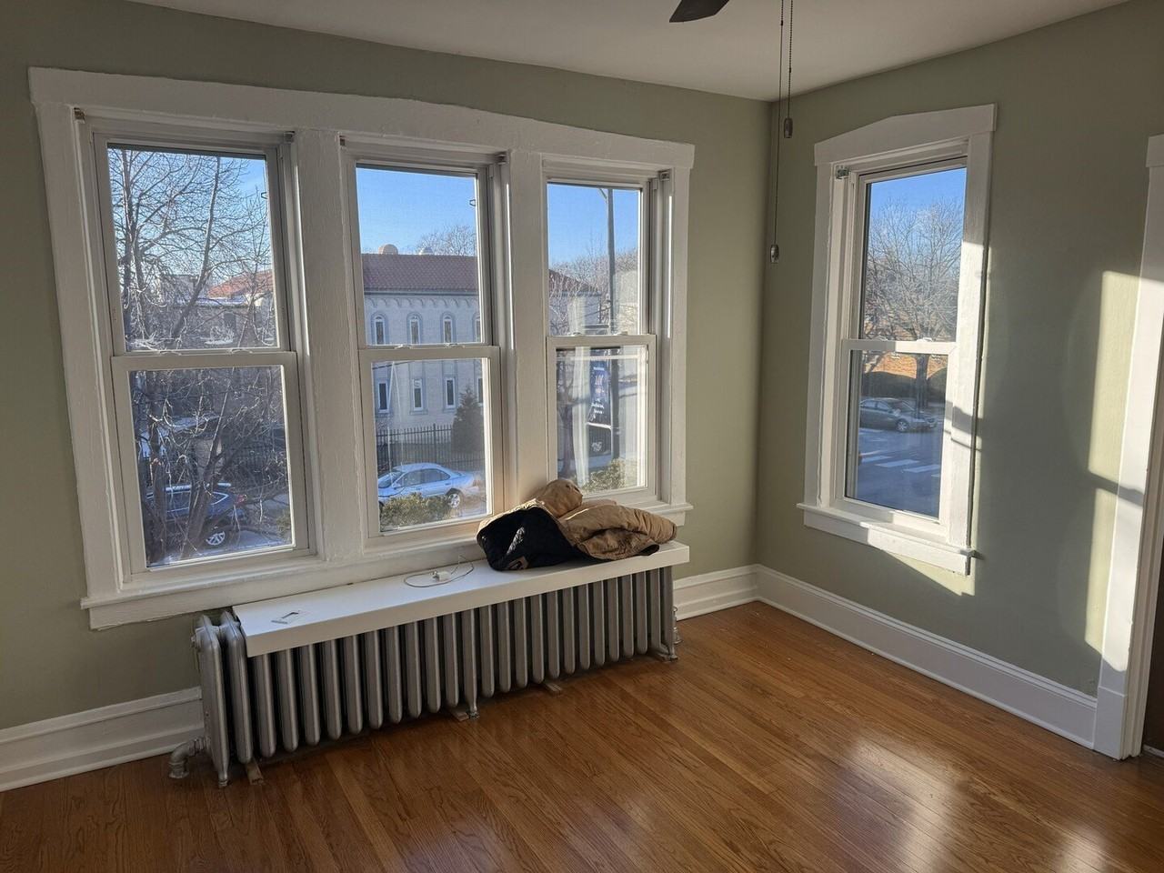 4253 N Austin Ave Unit 2 #2 - Photo 4 of 9