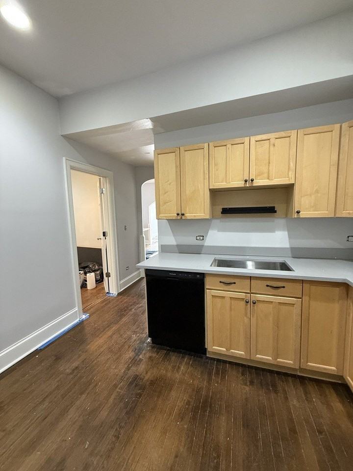 3252 W Crystal St Unit 2 #2 - Photo 6 of 13