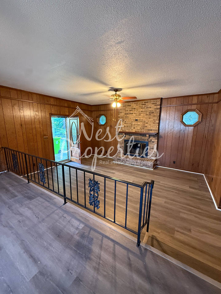 1826 Horseshoe Dr #1 - Photo 4 of 13