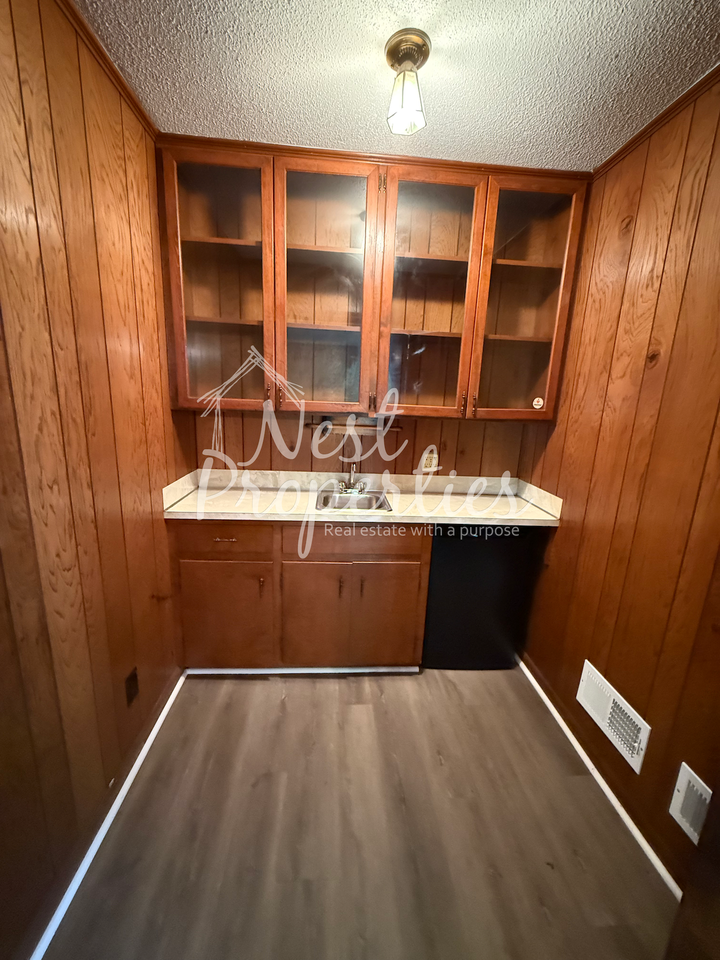 1826 Horseshoe Dr #1 - Photo 5 of 13