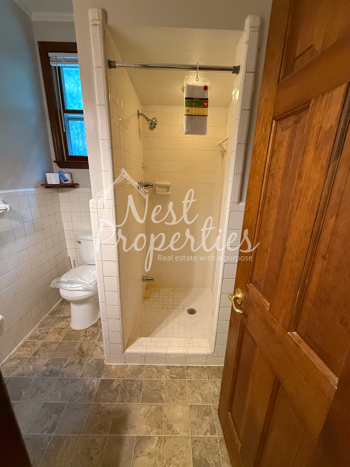 1826 Horseshoe Dr #1 - Photo 6 of 13