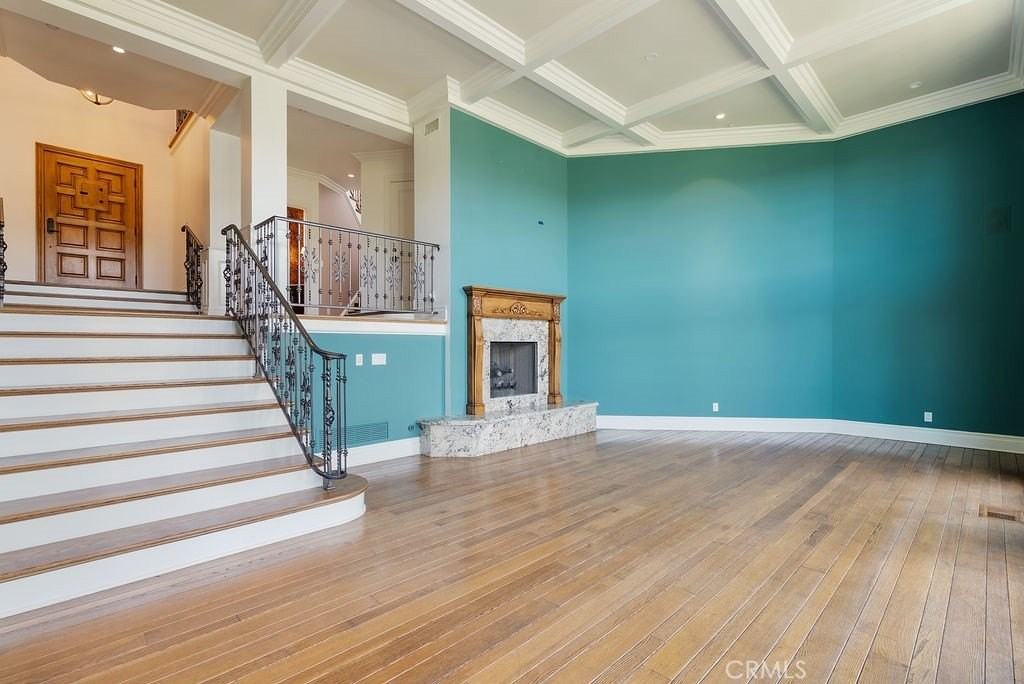 1562 Arundle Pl - Photo 4 of 30