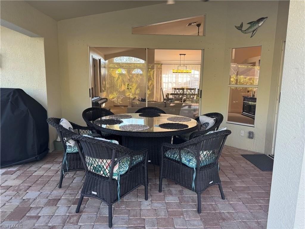 911 Se 21st Ln - Photo 3 of 25