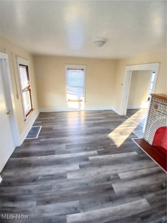 300 Austin Ave Nw - Photo 3 of 25